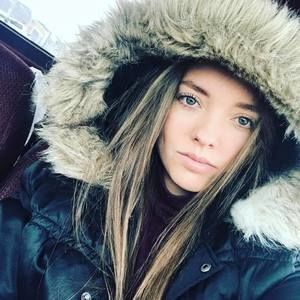 Meet your Posher, Aliya